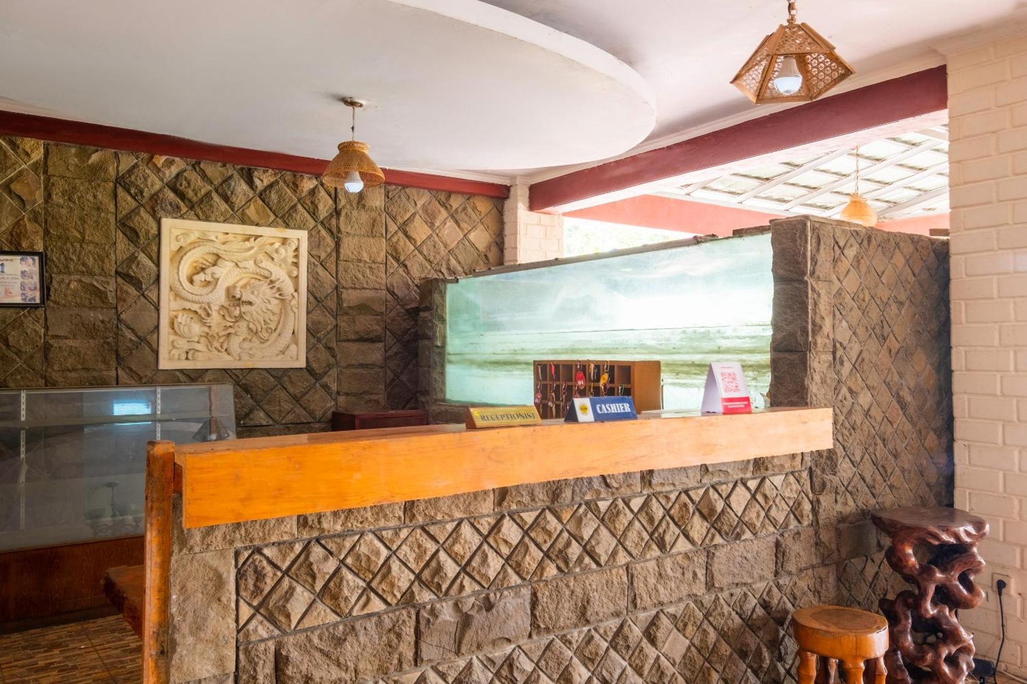 Oyo 2278 Cikidang Hunting Resort Sukabumi Exterior photo